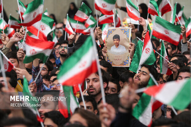 دیدار دانشآموزان و دانشجویان با رهبر معظم انقلاب اسلامی