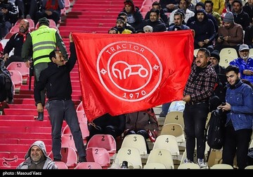 دیدار تیم های فوتبال تراکتور و الشرطه عراق