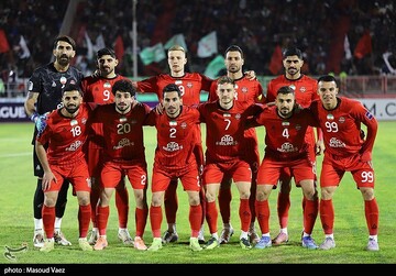 دیدار تیم های فوتبال تراکتور و الشرطه عراق