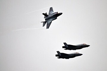 پرواز جنگنده‌های آلمان و رومانی در تقابل با پهپاد ناشناس