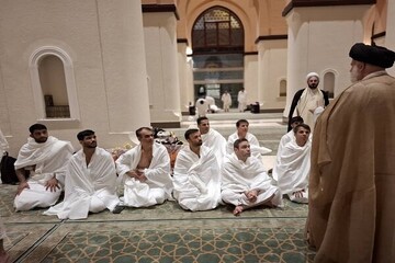 فرنگی‌کاران تیم ملی به زیارت خانه خدا مشرف شدند