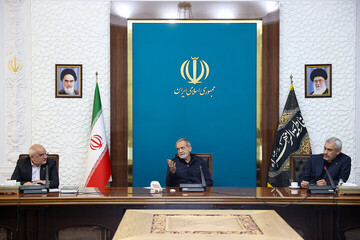 تاکید پزشکیان بر اجرای سریع ماده ۱۶۹ مکرر قانون مالیات‌های مستقیم