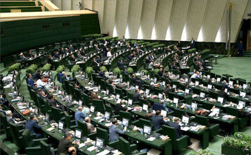 نامه نمایندگان به رئیس قوه قضائیه؛ ضرورت اجرای قانون عفاف و حجاب