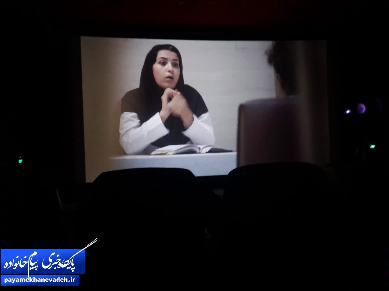 گزارش تصویری اکران مستند " هرشش ثانیه یک نفر"