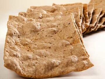 چرا باید نان سبوس دار مصرف کنیم؟