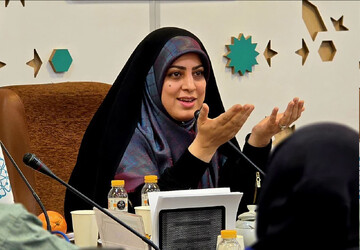 رازقی: تحکیم خانواده بدون مبنای فکری، کنشگری را به بیراهه می‌برد