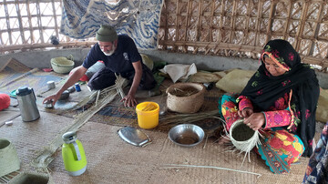 عکس رنگی از محرومیت