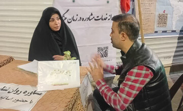 پویش ملی «با من حرف بزن» در میدان کمال الملک