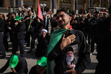 روز اول تشییع آقا