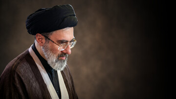 رهبر انقلاب: ملت ایران برای دشمن آمریکایی درس‌های فراموش نشدنی دارد